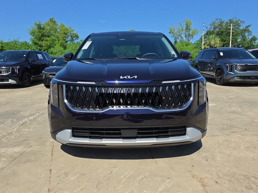 New 2027 Kia Carnival LX FWD image 3