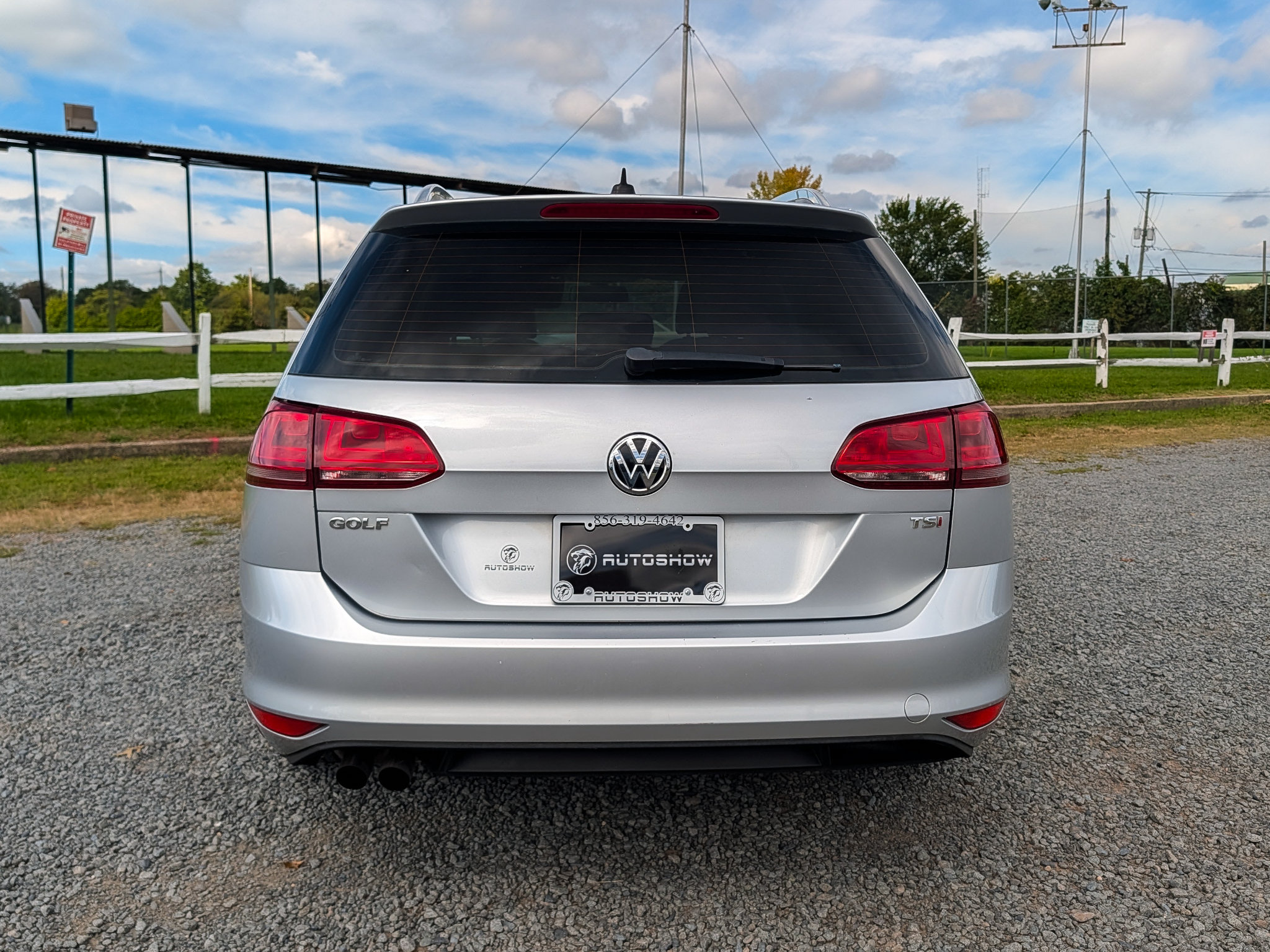 Used 2015 Volkswagen Golf SEL FWD image 6