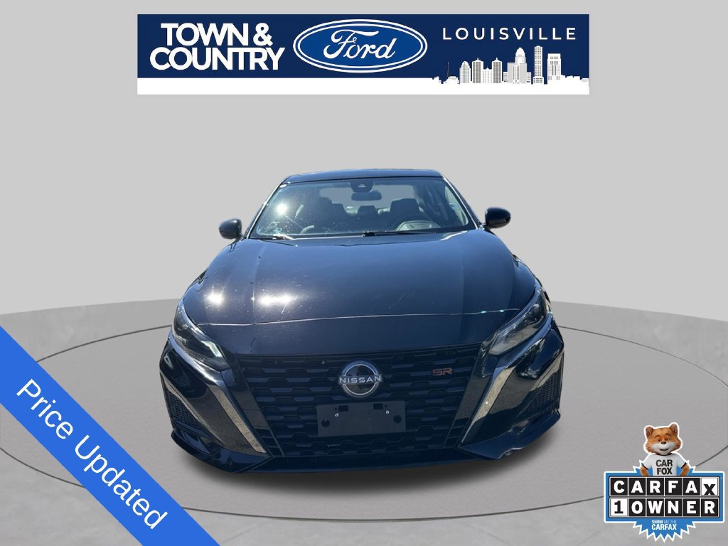 Used 2024 Nissan Altima 2.5 SR w/ SR Premium Package FWD image 1