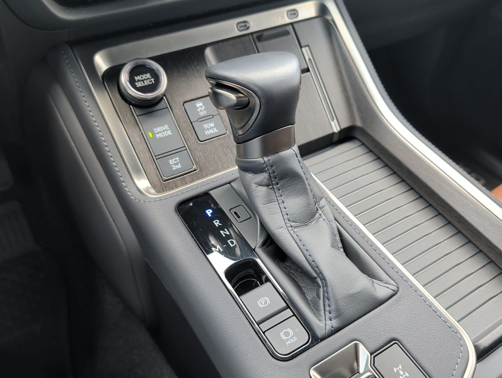 Certified 2025 Lexus GX 550 AWD/4WD image 21