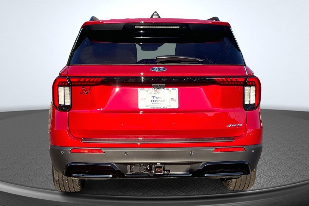 New 2026 Ford Explorer ST-Line w/ ST-Line Street Pack AWD/4WD image 4