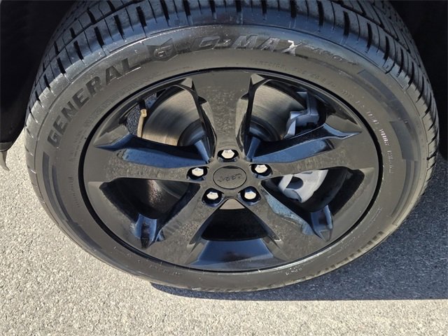 Used 2022 Jeep Grand Cherokee L Laredo image 9