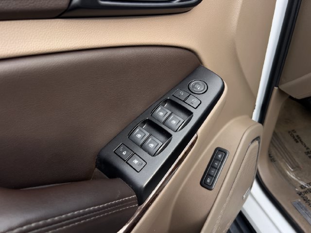 Used 2018 Chevrolet Tahoe LT RWD image 11