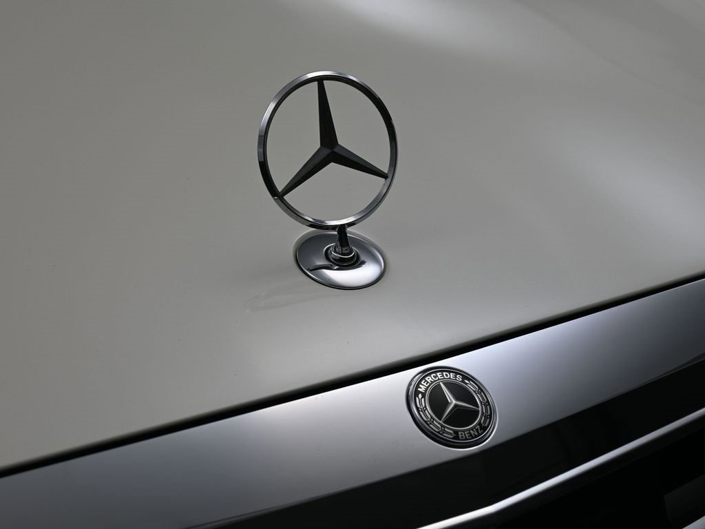 Used 2017 Mercedes-Benz Maybach S 600 image 13