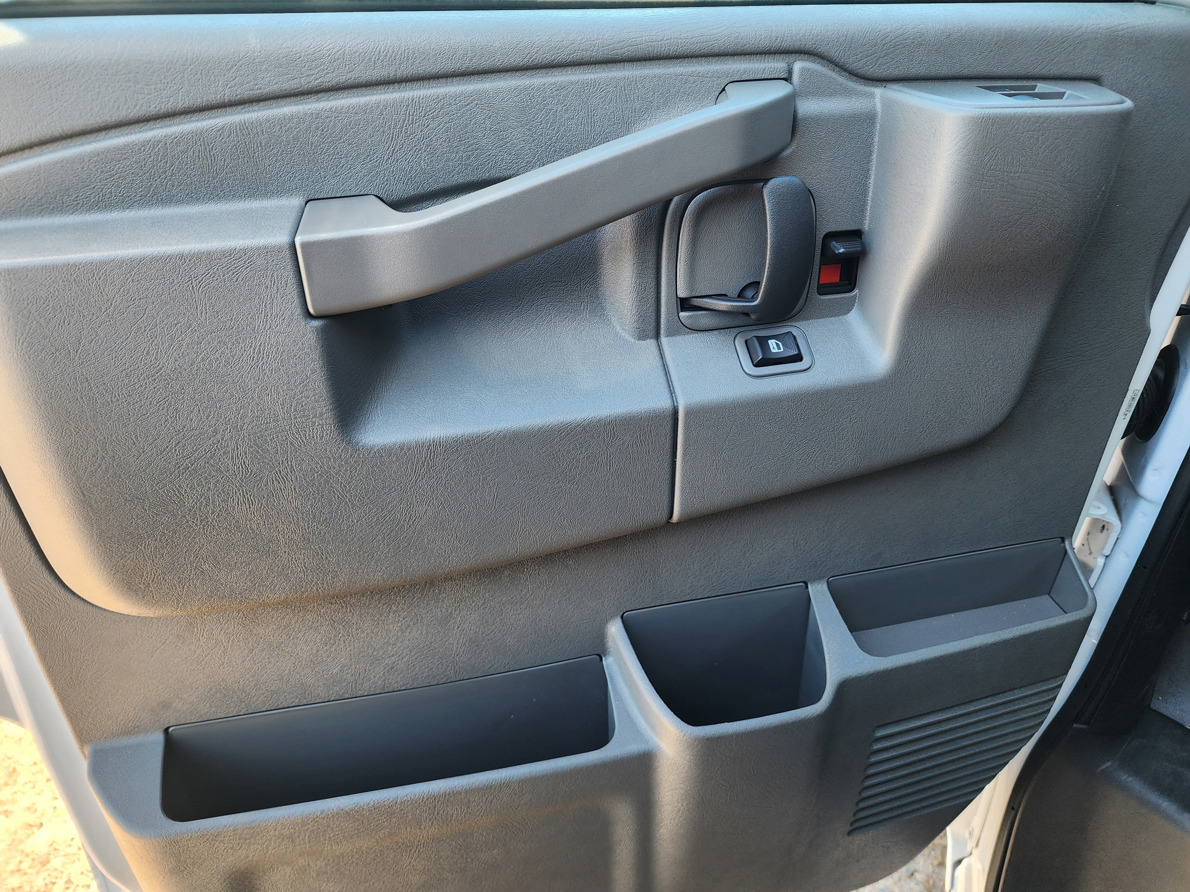 New 2025 Chevrolet Express 3500 w/ Power Convenience Package RWD image 20