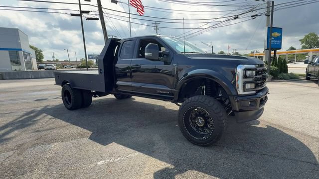 Used 2024 Ford F550 4x4 SuperCab Super Duty image 2
