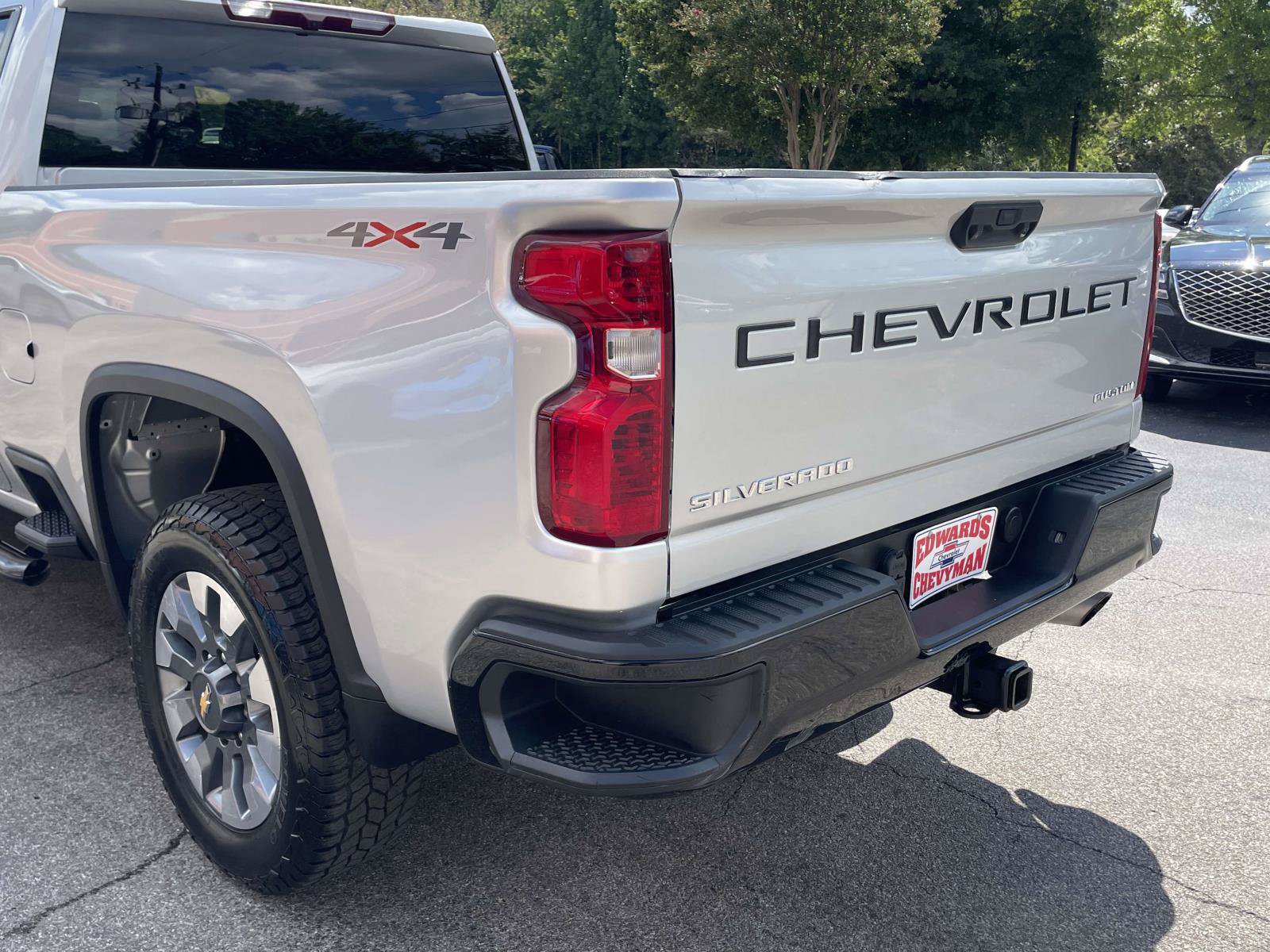 Used 2023 Chevrolet Silverado 2500 Custom w/ Gooseneck/5TH Wheel Package AWD/4WD image 29
