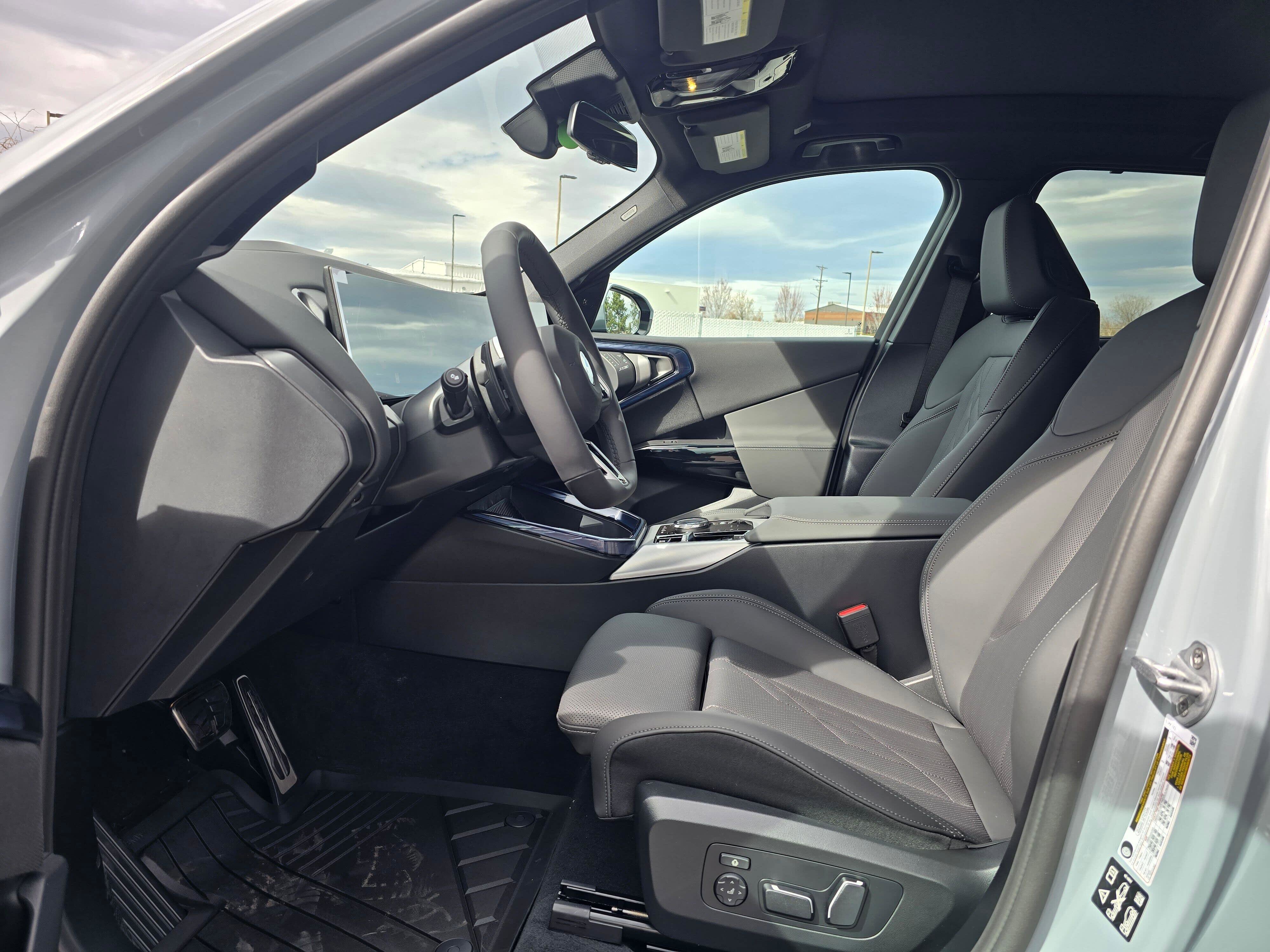 New 2026 BMW X3 xDrive30 w/ Premium Package image 11