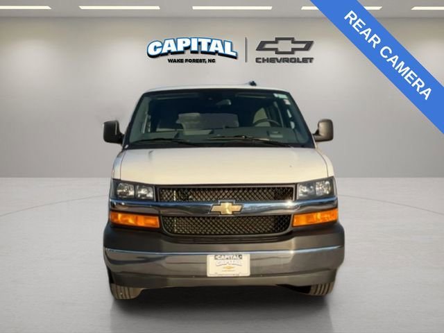 Used 2024 Chevrolet Express 3500 LT w/ LT Preferred Equipment Group RWD image 4