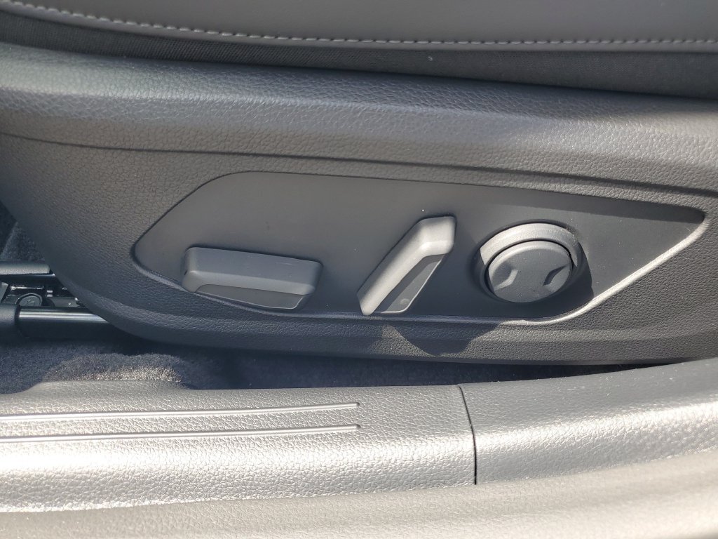 New 2027 Kia K5 GT-Line FWD image 8