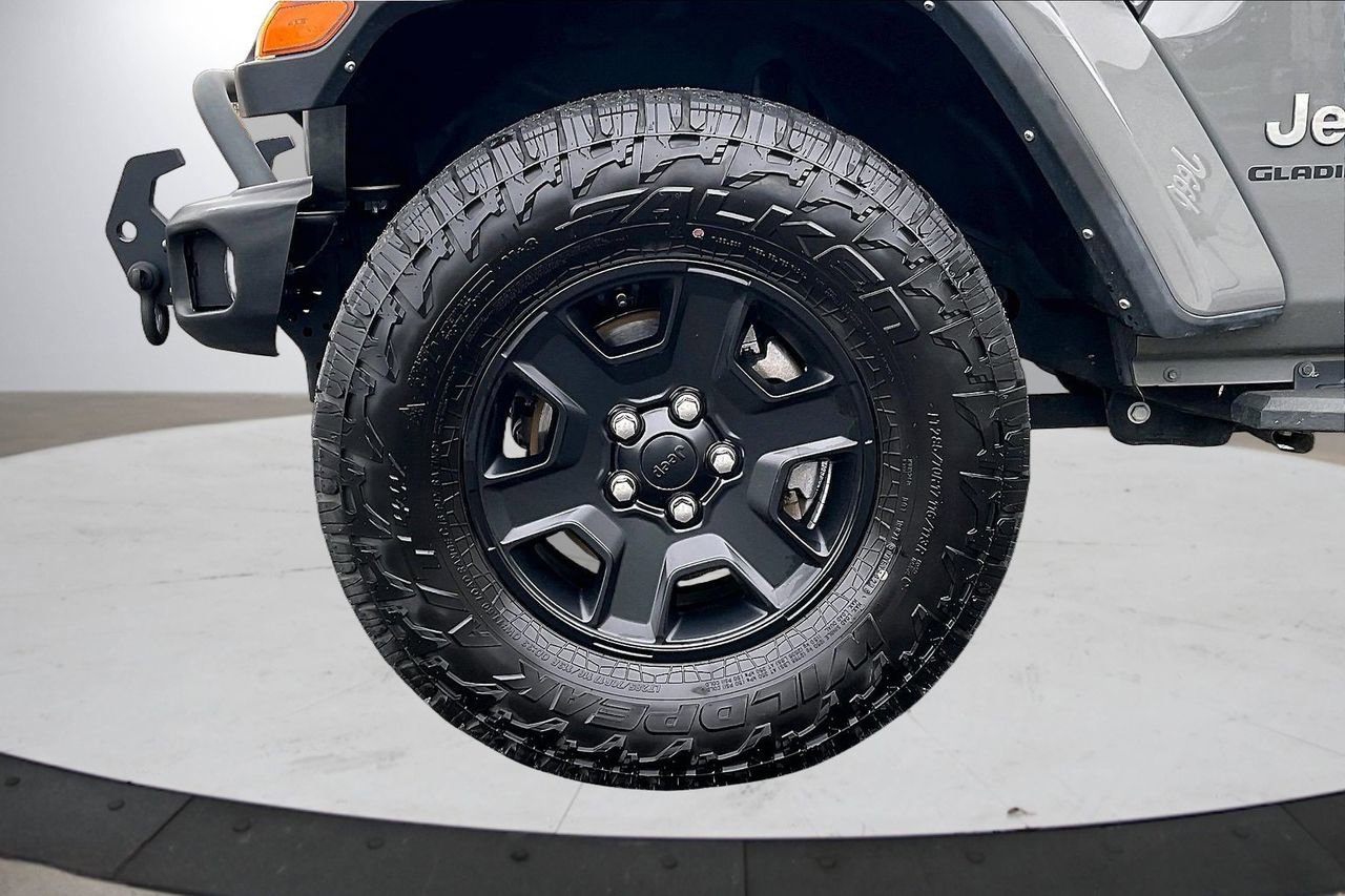 Certified 2022 Jeep Gladiator Overland w/ Popular Equipment Package image 34