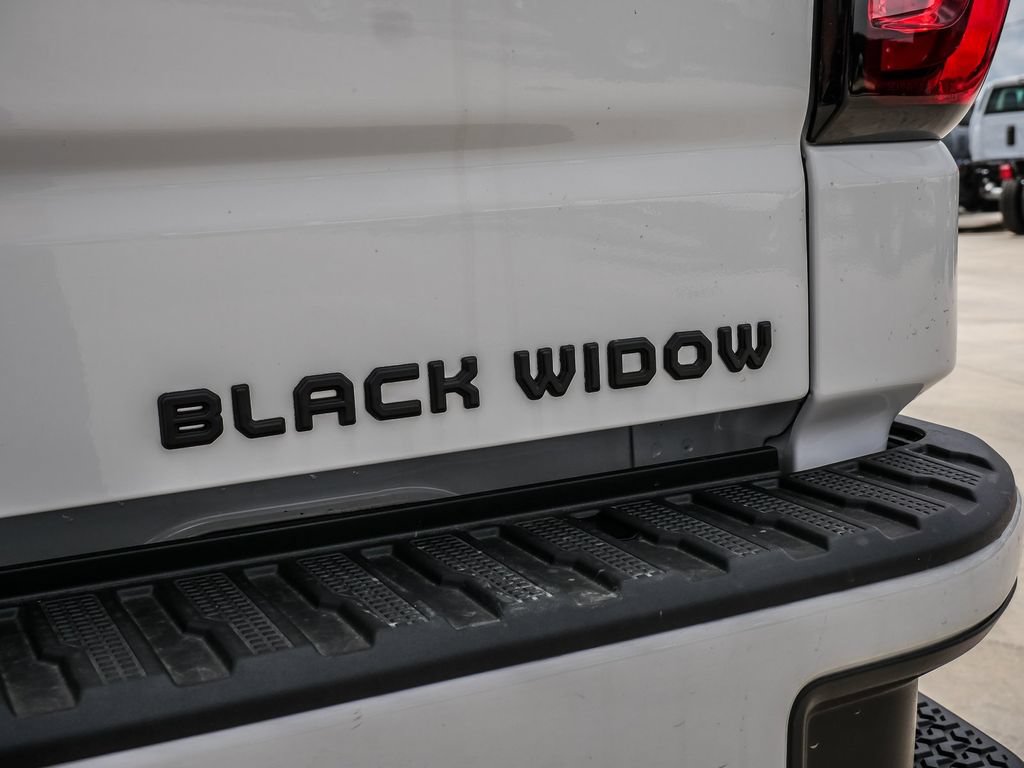 New 2026 GMC Sierra 1500 AT4 w/ AT4 Premium Package AWD/4WD image 17