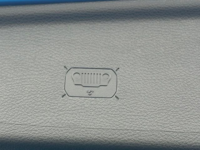 Used 2022 Jeep Compass Limited image 21