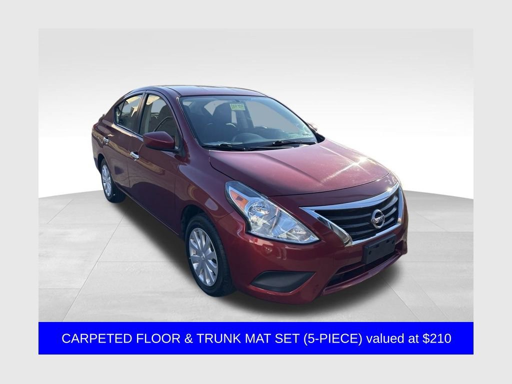 Used 2019 Nissan Versa SV image 1