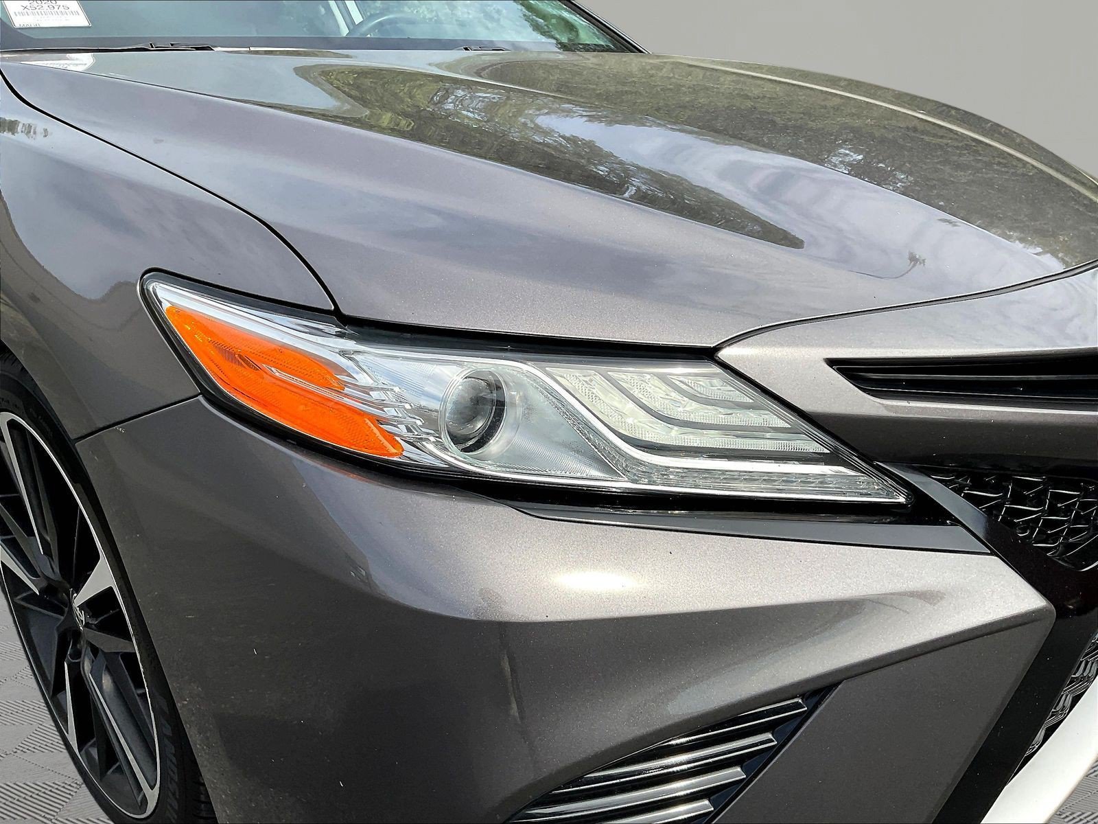 Used 2020 Toyota Camry XSE FWD image 32