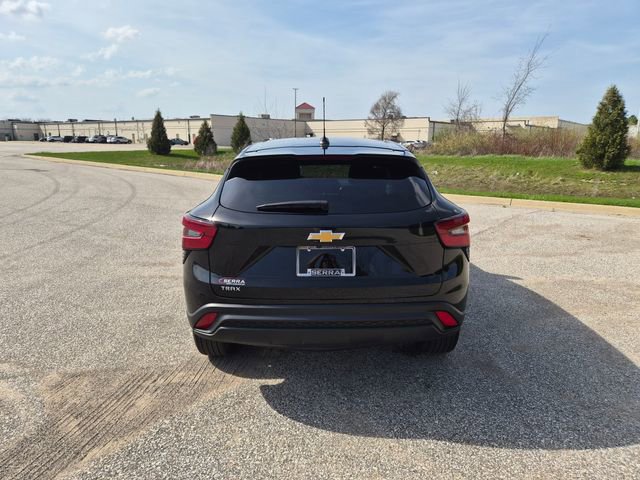 Used 2024 Chevrolet Trax LS w/ LS Convenience Package FWD image 6