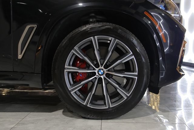 Used 2021 BMW X5 M50i w/ Executive Package AWD/4WD image 31