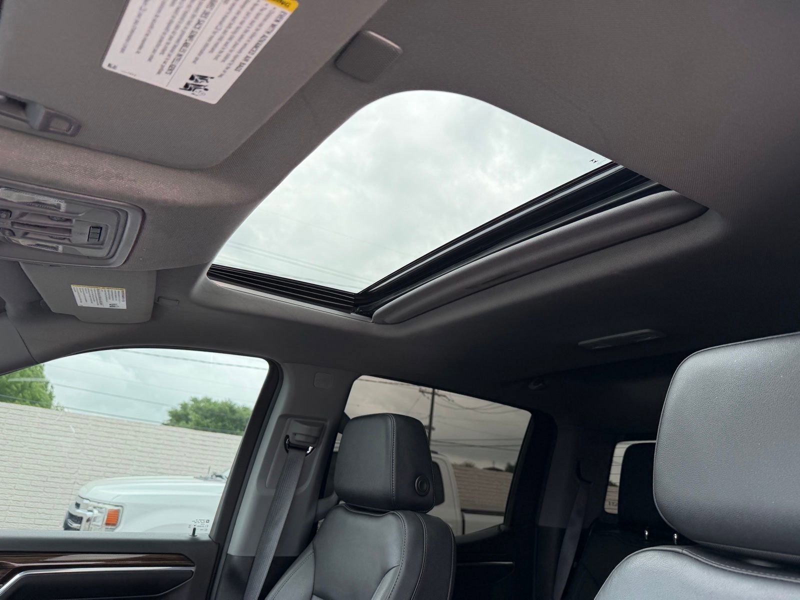 Used 2024 Chevrolet Silverado 1500 LT Trail Boss w/ Convenience Package II image 25