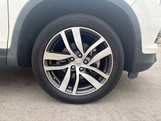 Used 2018 Honda Pilot Touring image 30