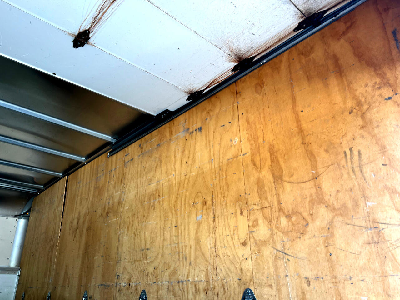 Used 2015 Ford E-350 and Econoline 350 Super Duty image 15