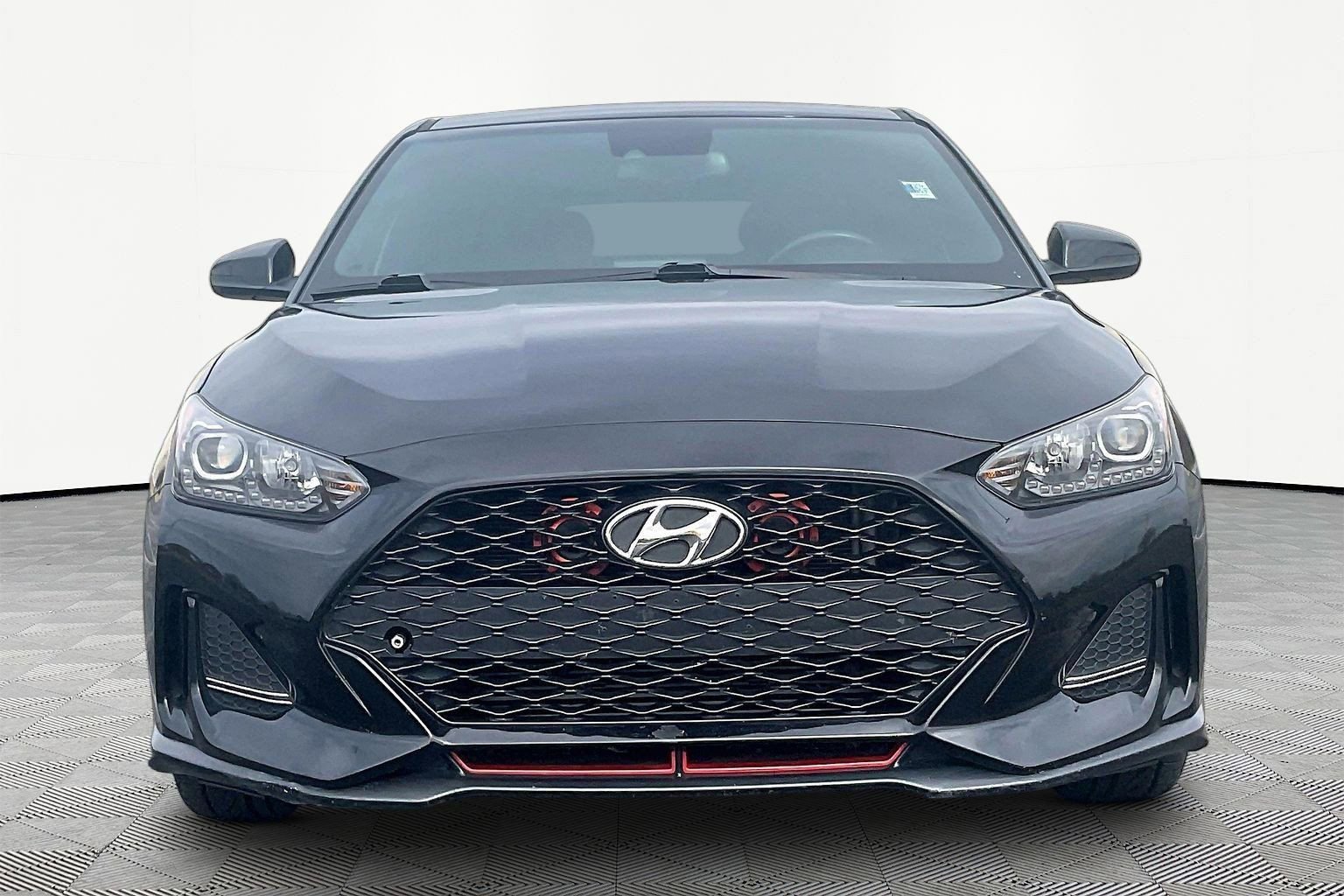 Used 2019 Hyundai Veloster Turbo R-Spec image 3
