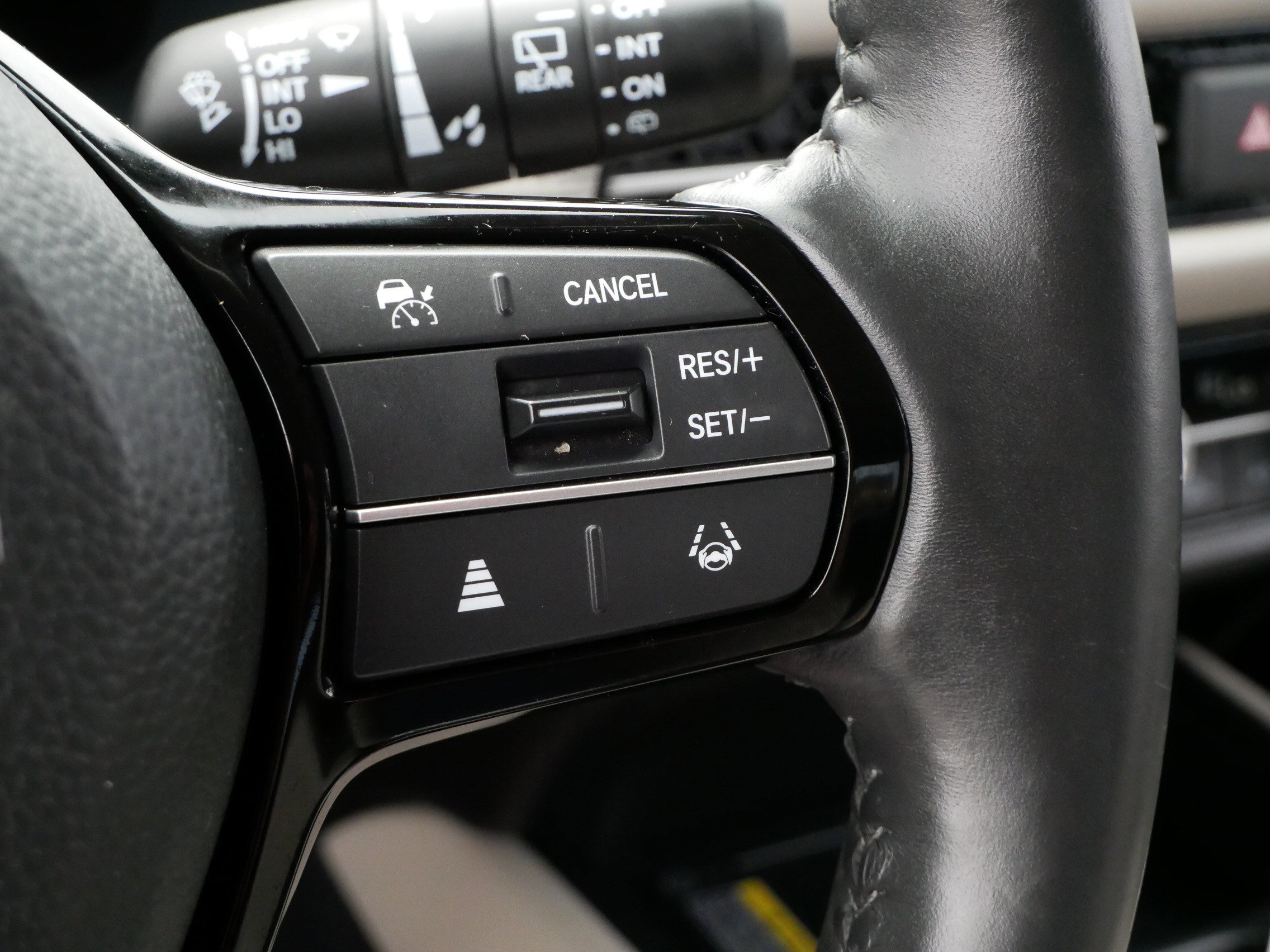 Certified 2024 Honda HR-V EX-L image 26