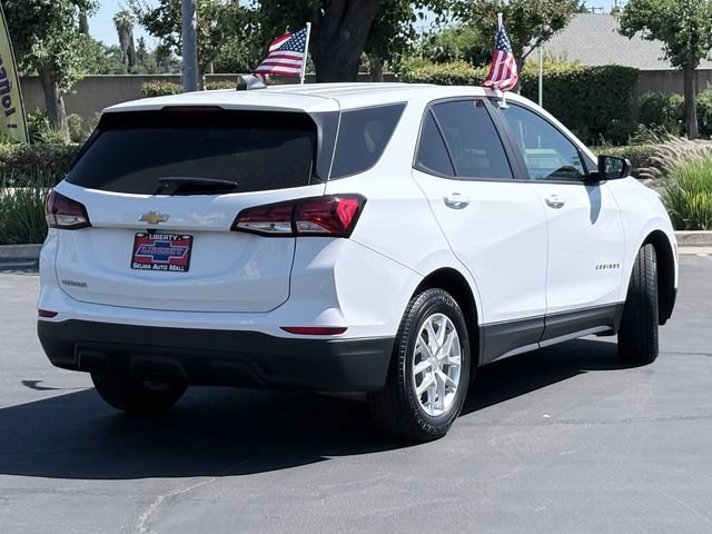 Used 2022 Chevrolet Equinox LS w/ LS Convenience Package FWD image 5