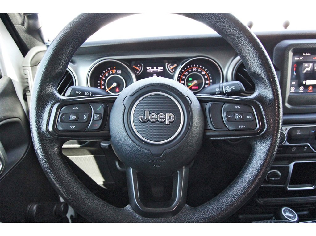 Used 2022 Jeep Gladiator Sport w/ Trailer Tow Package image 11