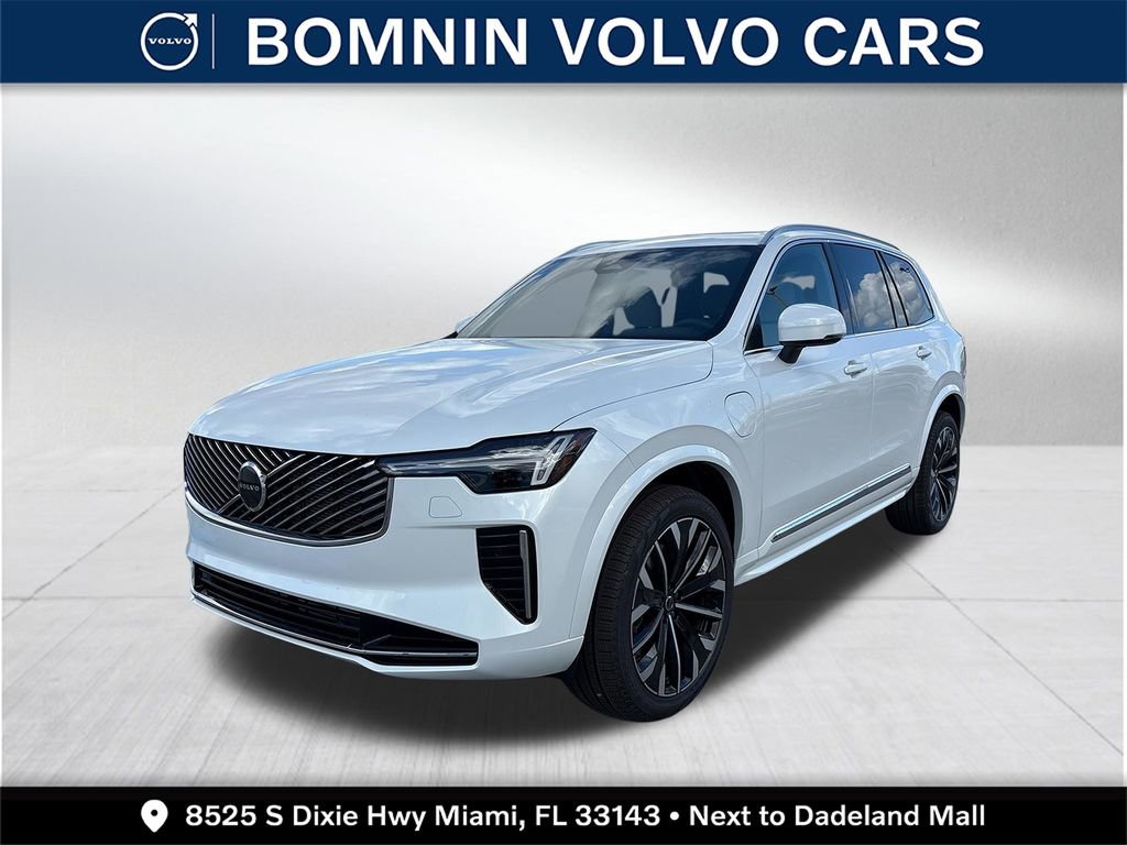 New 2026 Volvo XC90 T8 Core image 1