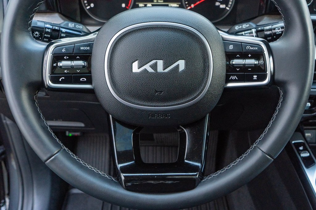 Used 2023 Kia Sorento X-Line EX image 30