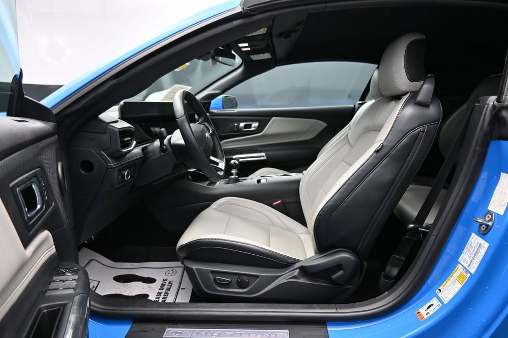 Used 2024 Ford Mustang GT Premium RWD image 9
