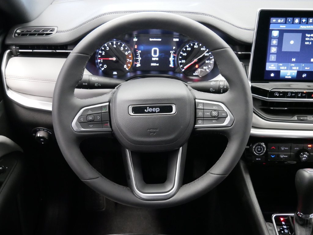 New 2026 Jeep Compass Limited AWD/4WD image 18