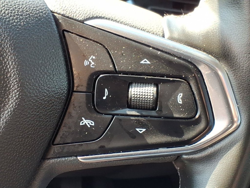 Used 2026 Chevrolet Trax ACTIV w/ Sunroof Package FWD image 25