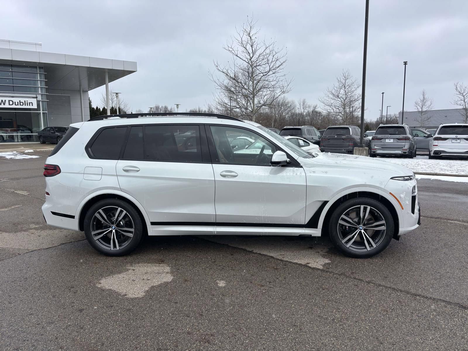 New 2026 BMW X7 xDrive40i w/ M Sport Package image 8