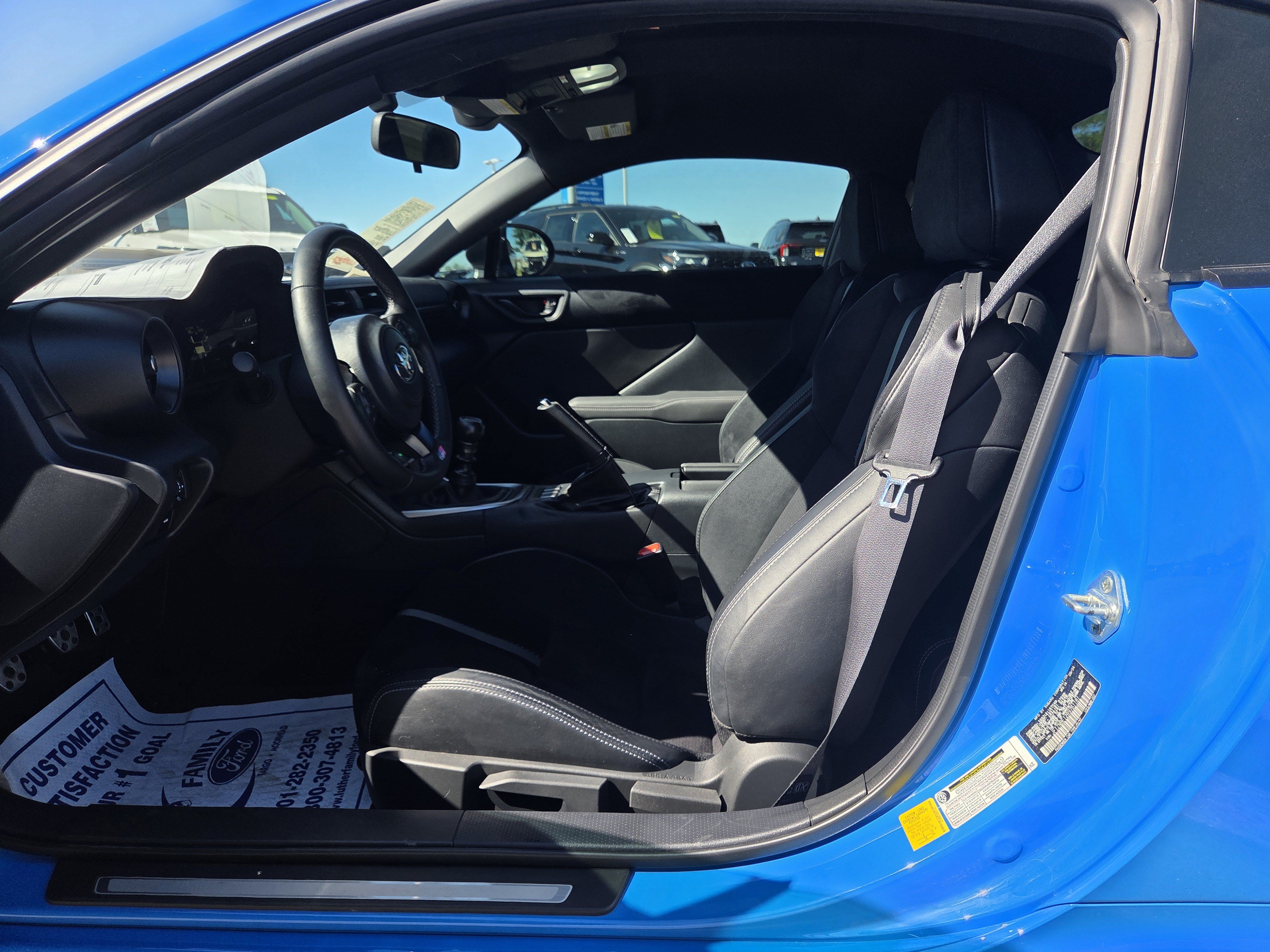 Used 2024 Toyota GR86 Premium RWD image 18