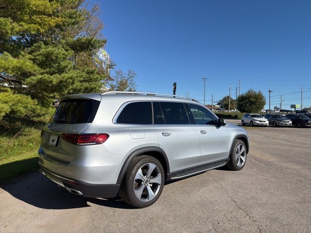 Used 2022 Mercedes-Benz GLS 450 4MATIC image 30