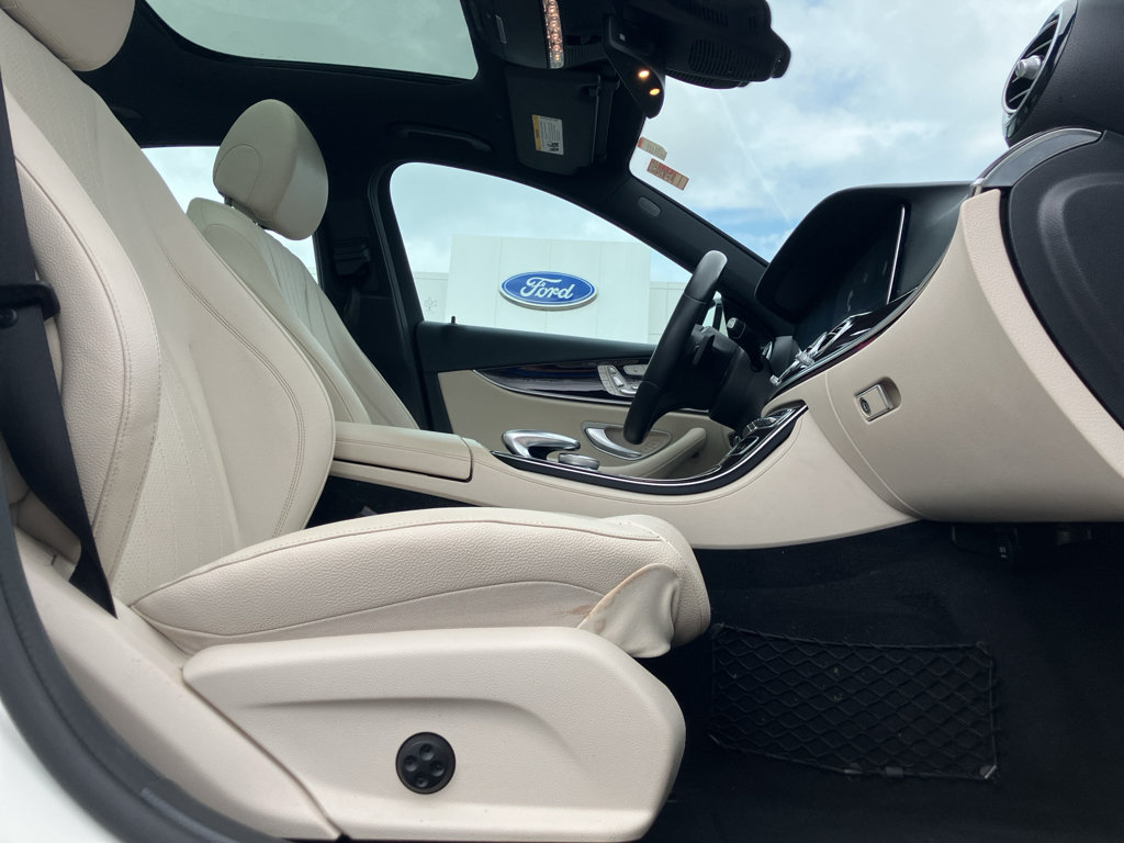 Used 2019 Mercedes-Benz E 300 4MATIC image 36