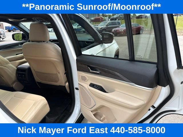 Used 2024 Jeep Grand Cherokee Limited 4xe AWD/4WD image 17