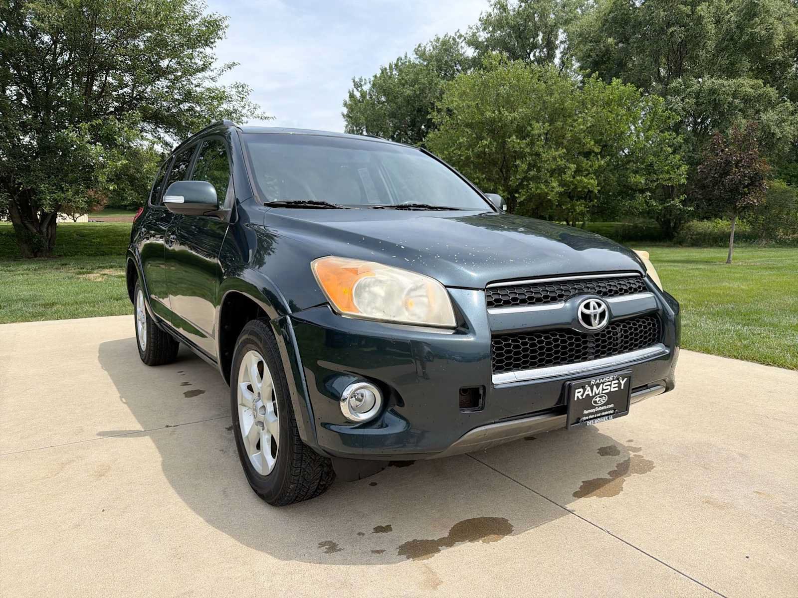 Used 2010 Toyota RAV4 Limited AWD/4WD image 8