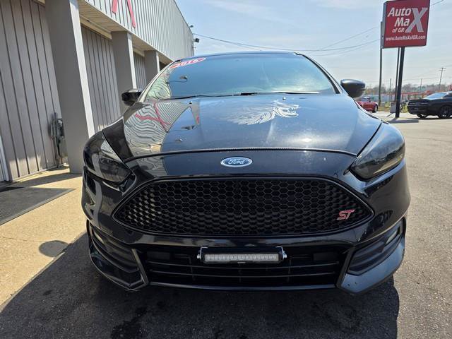 Used 2016 Ford Focus ST image 3