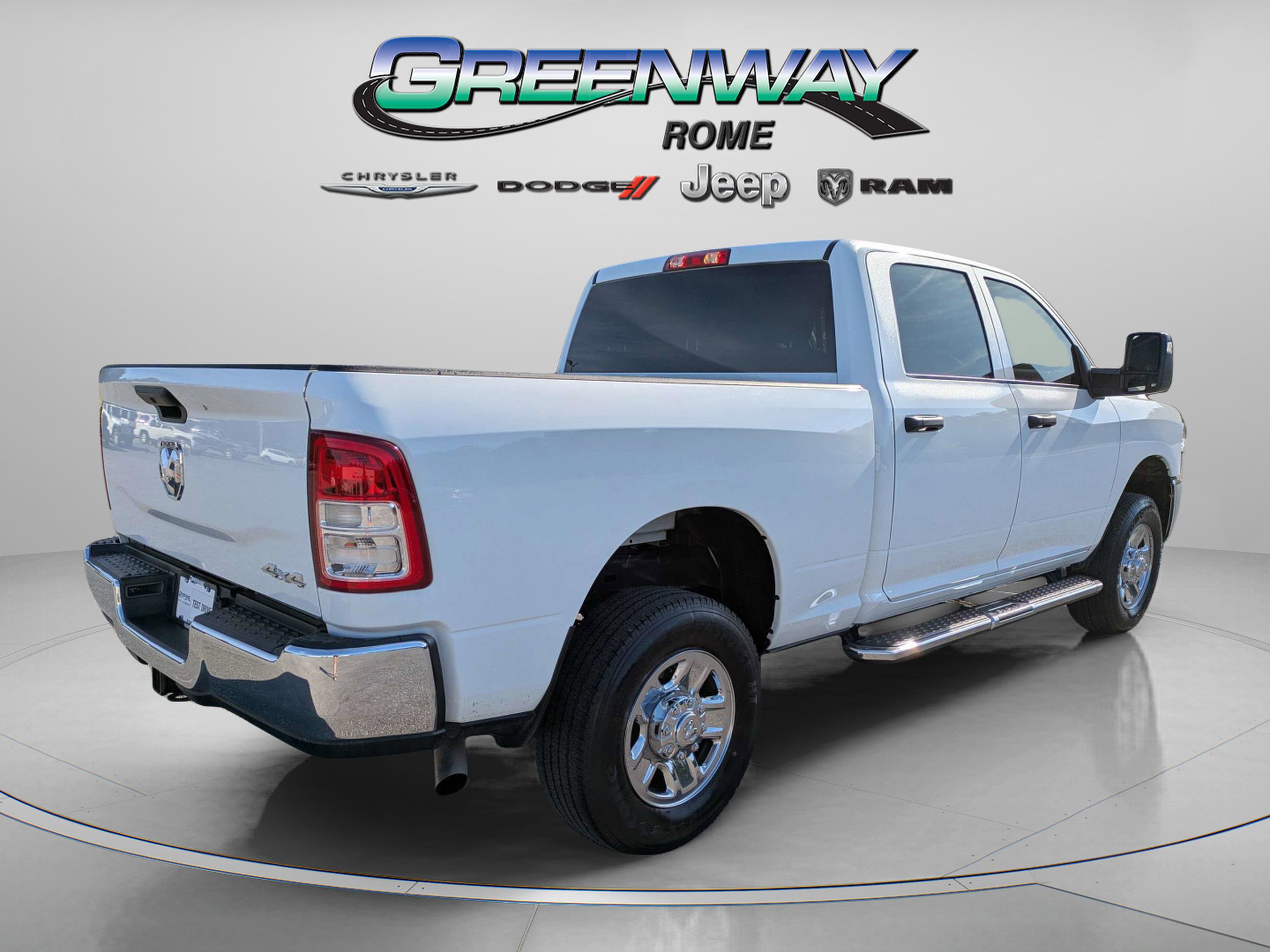 Used 2024 RAM 2500 Tradesman w/ Chrome Appearance Group AWD/4WD image 7