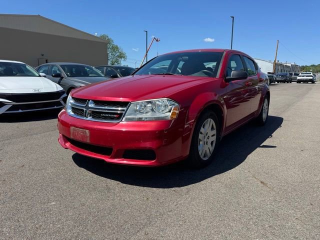 Used 2013 Dodge Avenger SE FWD image 2