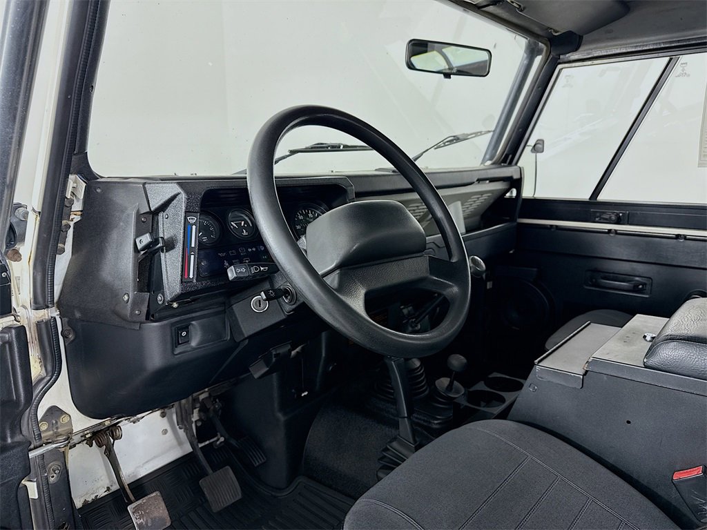 Used 1994 Land Rover Defender 90 image 4