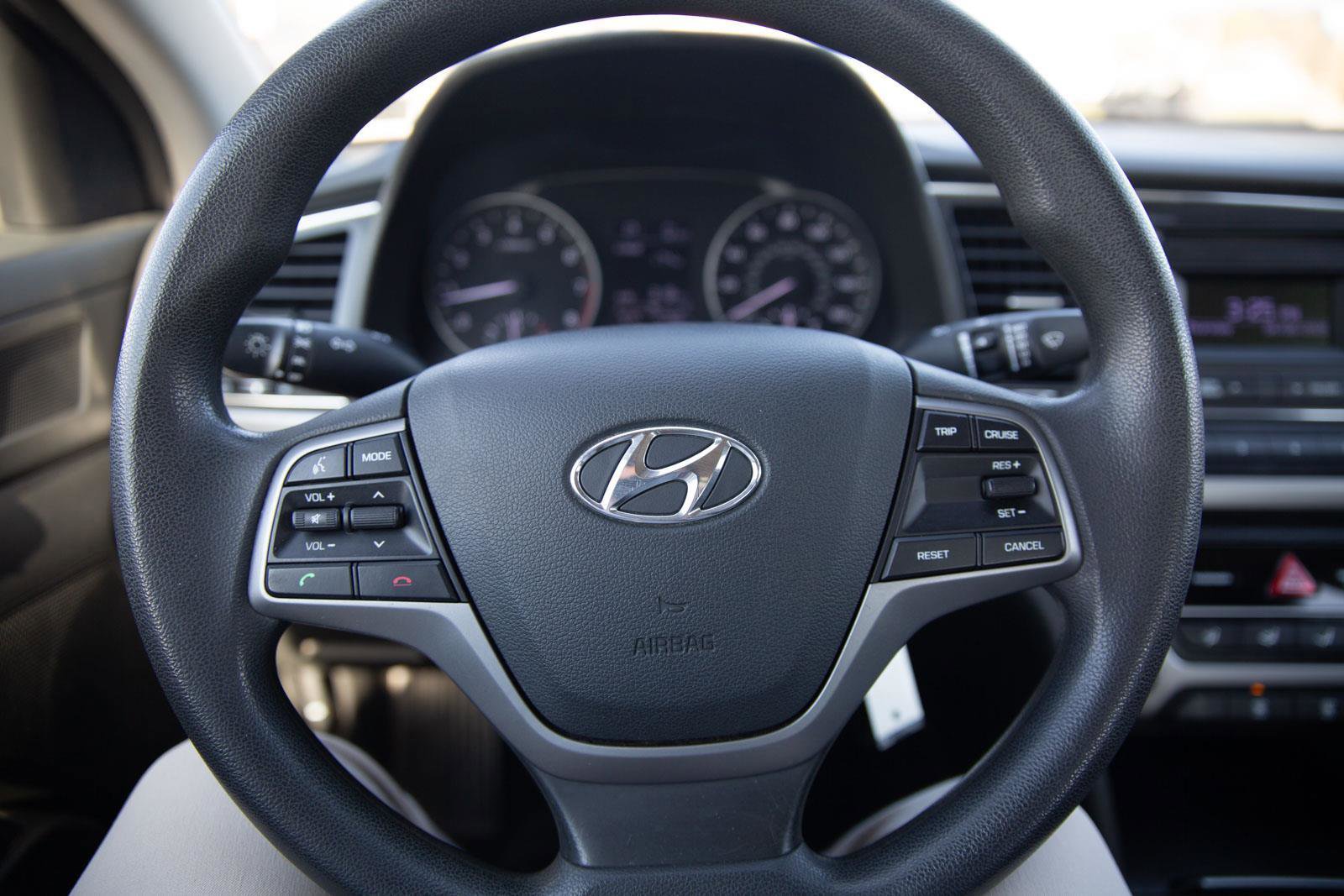 Used 2018 Hyundai Elantra SE image 10