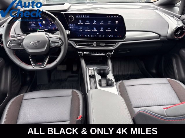 Used 2025 Chevrolet Equinox EV RS w/ Active Safety Package 3 AWD/4WD image 6