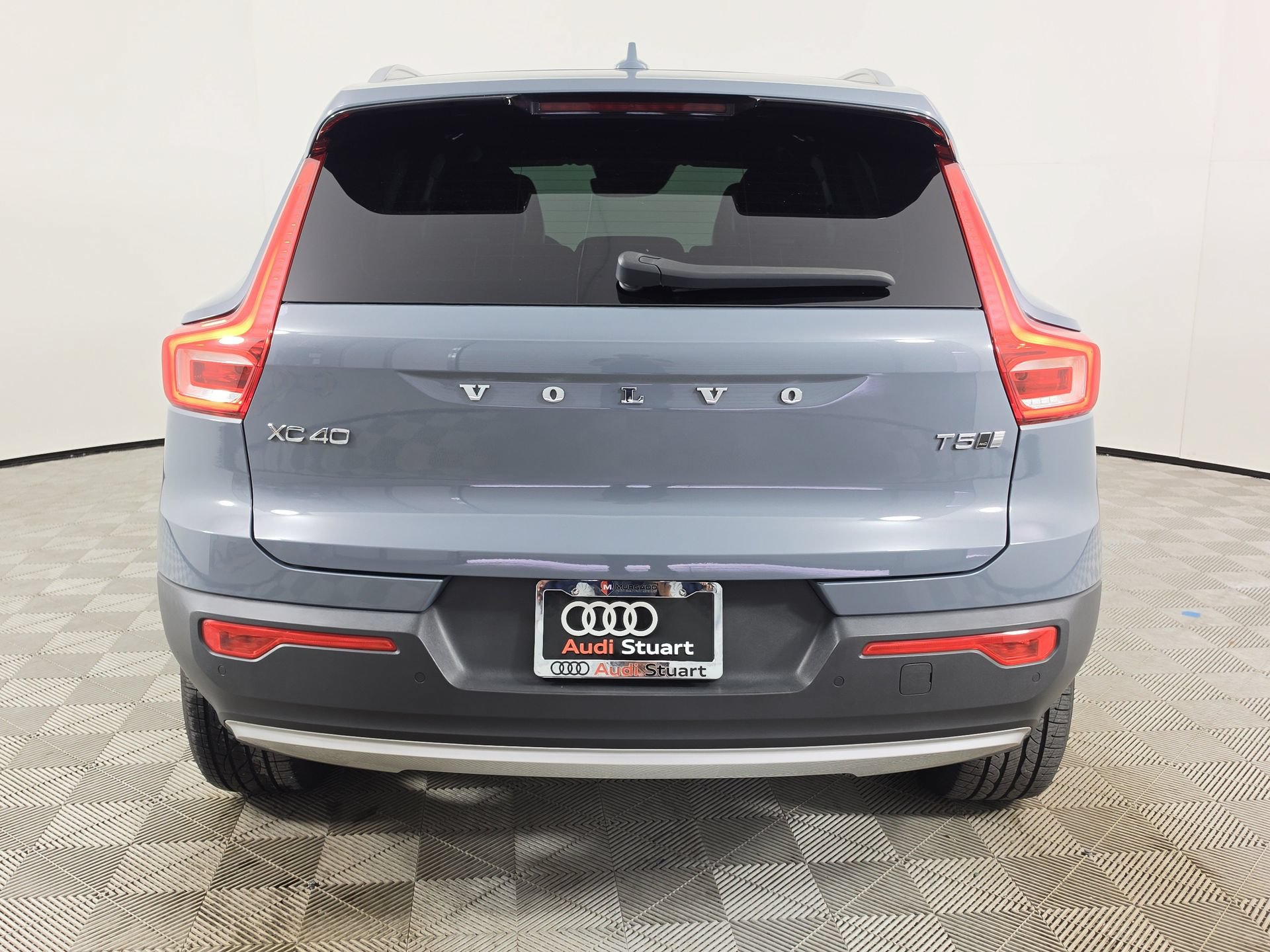Used 2022 Volvo XC40 T5 Inscription w/ Advanced Package AWD/4WD image 6