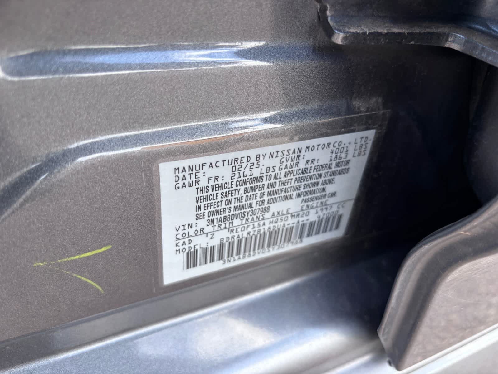 Used 2025 Nissan Sentra SR FWD image 25