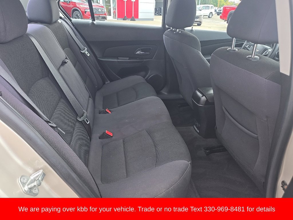 Used 2015 Chevrolet Cruze LT FWD image 16
