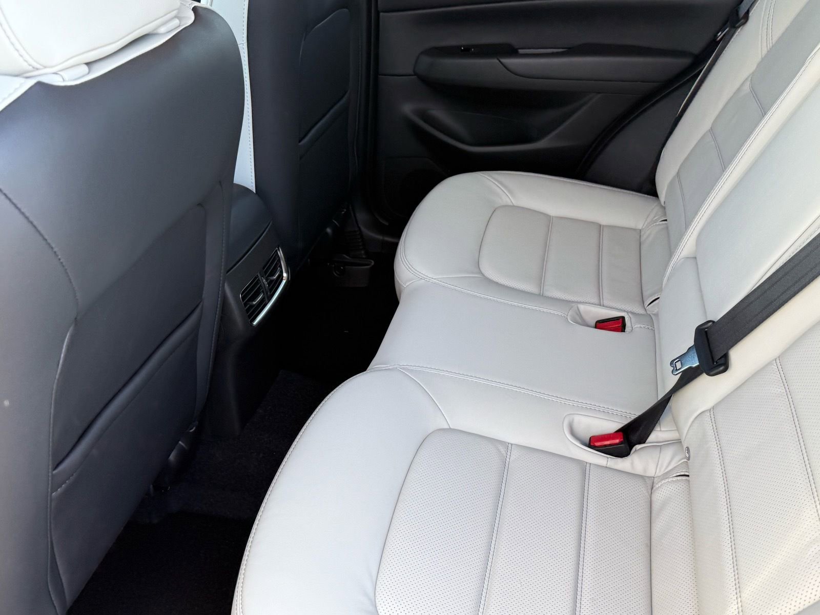 New 2025 MAZDA CX-5 AWD 2.5 S w/ Preferred Package image 17