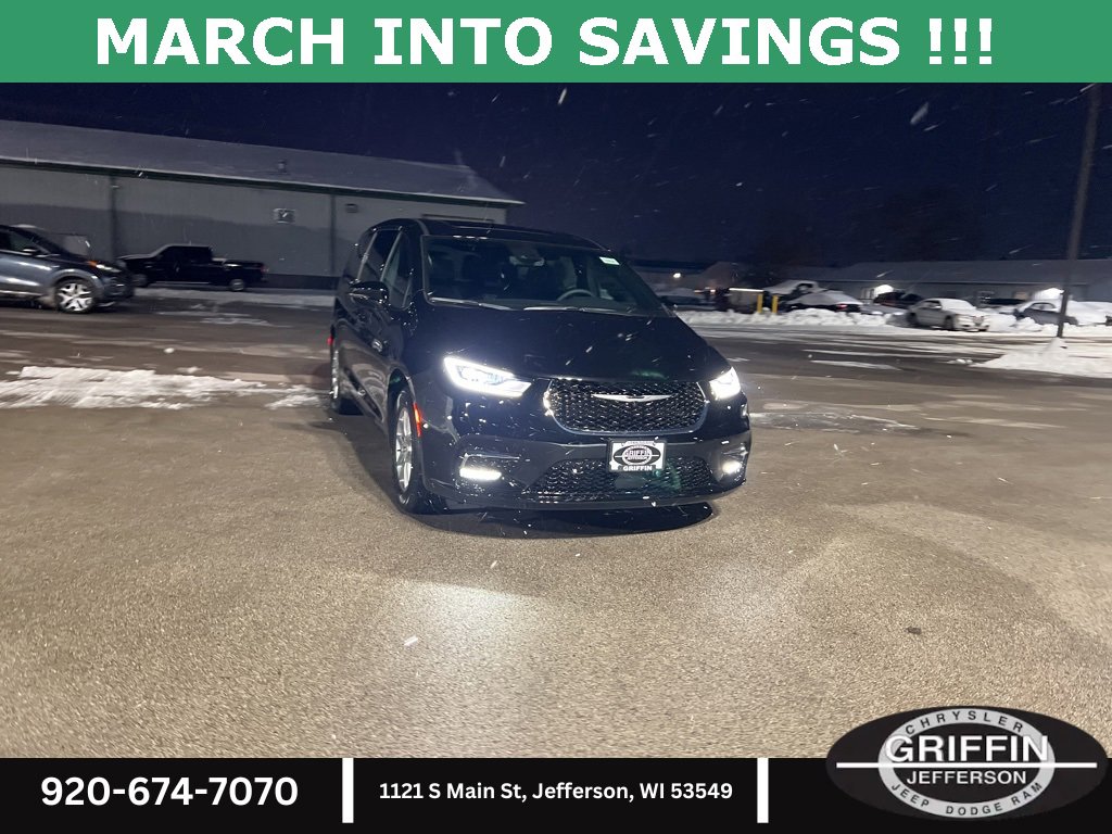 New 2026 Chrysler Pacifica Select image 5